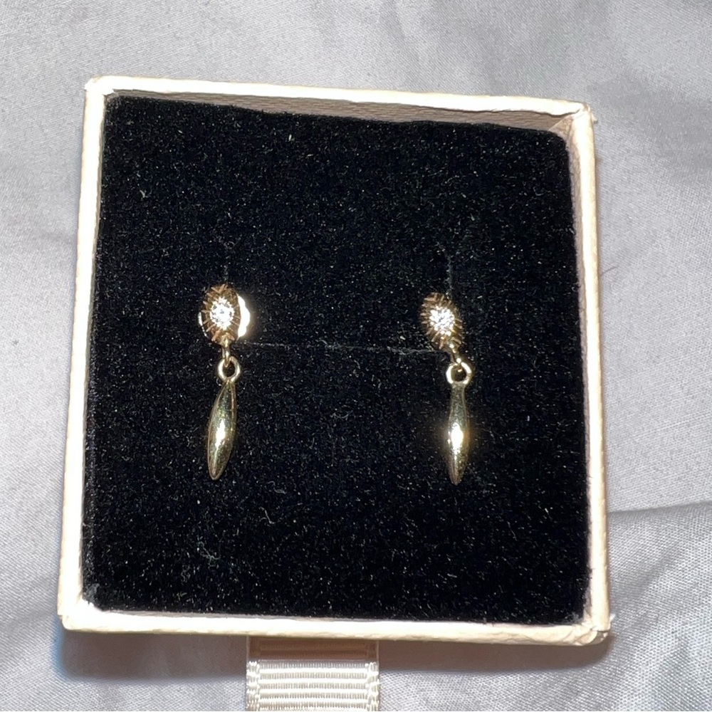 Ochre Objects Diamond Seedling Drop Earring - Picture 5 of 5